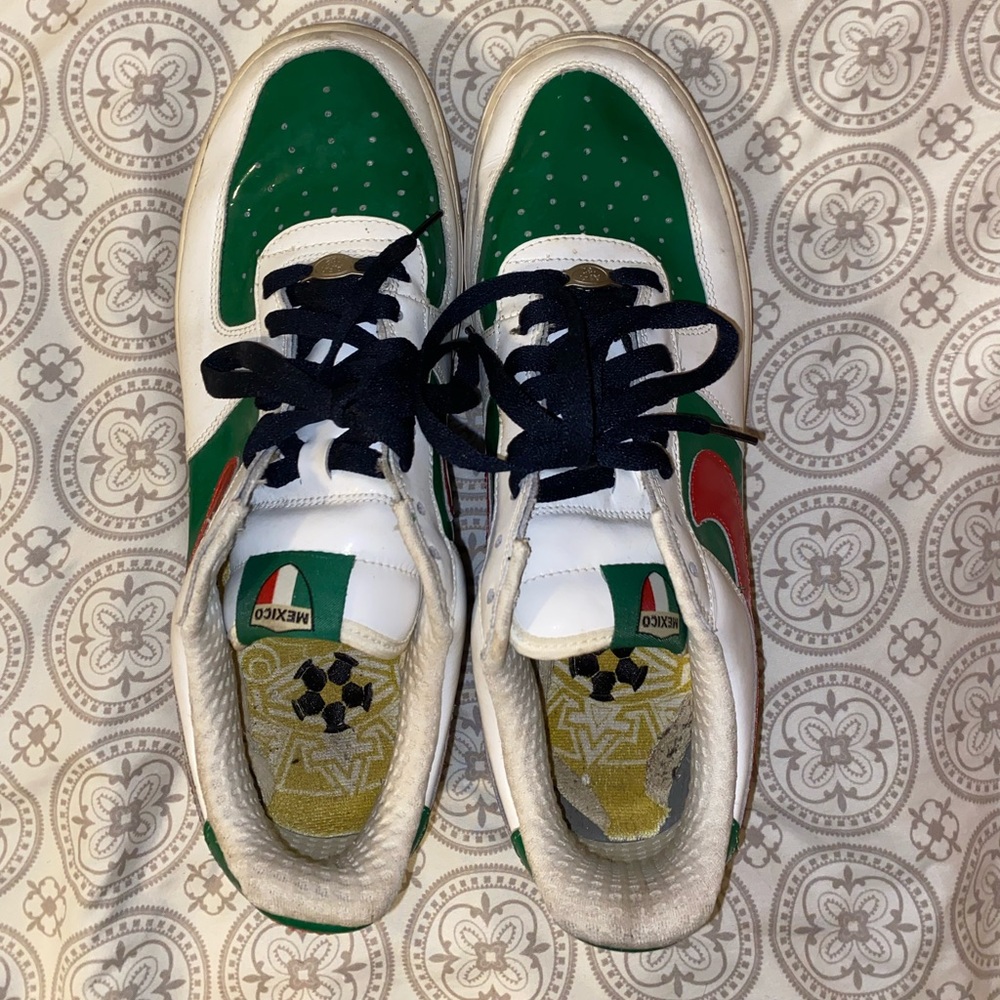 NIKE Mexico Airforce Ones